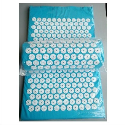 Capilorix acupuncture yoga cushion and massage pillow, designed for comfort and relaxation during activewear yoga practice.