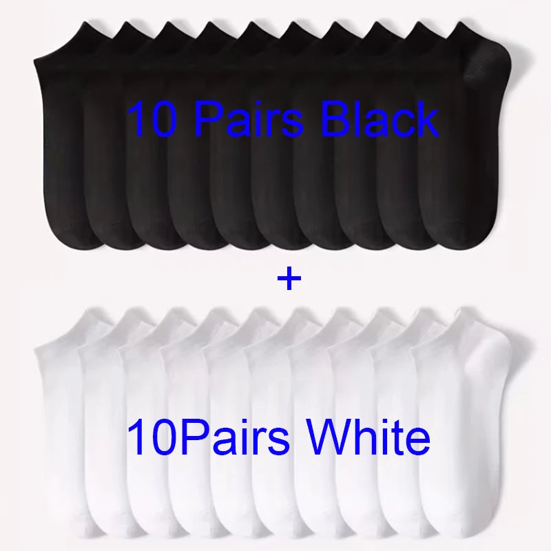 Capilorix unisex ankle socks, breathable and lightweight, ideal for sports and daily wear, comfortable fit for all.