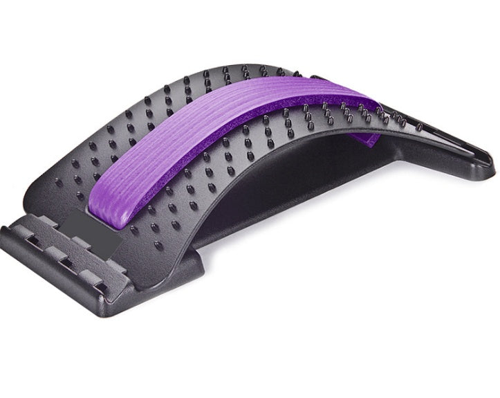 Capilorix lumbar tractor waist traction therapy device for back pain relief, used as a golf accessory for lumbar support.