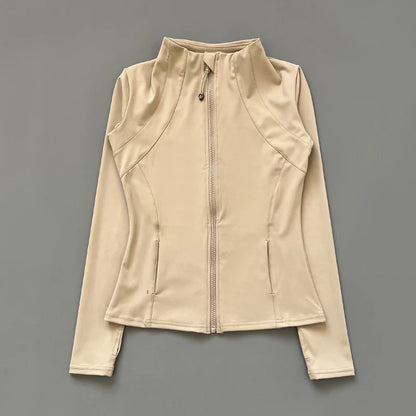 Capilorix women's quick-drying sports coat with long sleeves, zipper, ideal for yoga, running, and fitness activities.