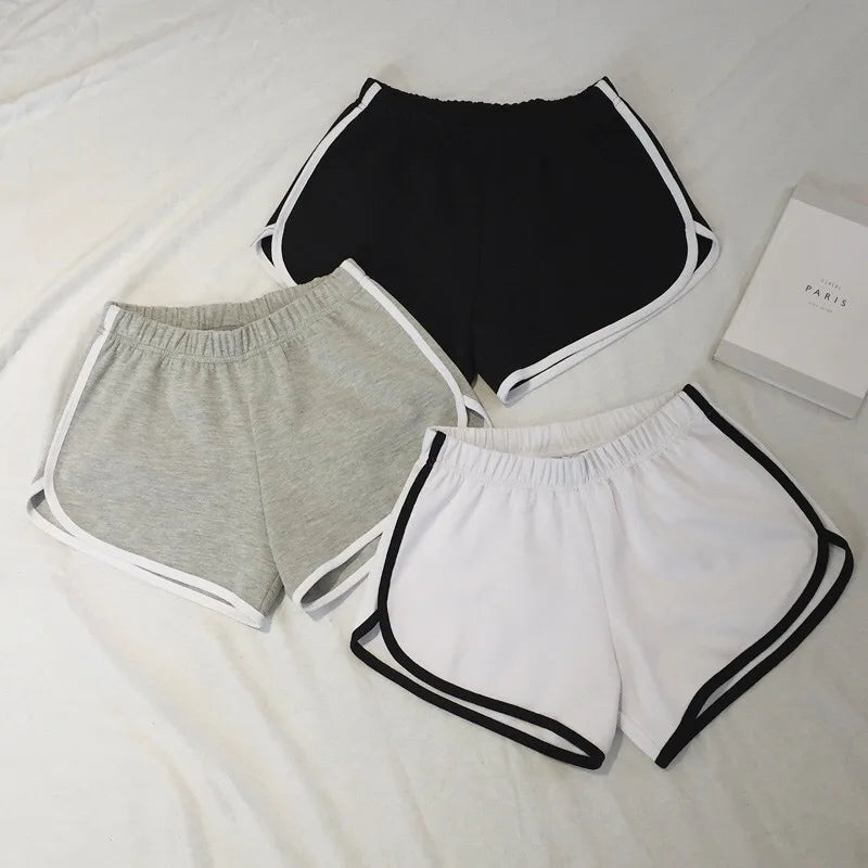 Capilorix women's elastic shorts, loose fit, quick-drying summer running and fitness shorts with breathable fabric and anti-wear design.