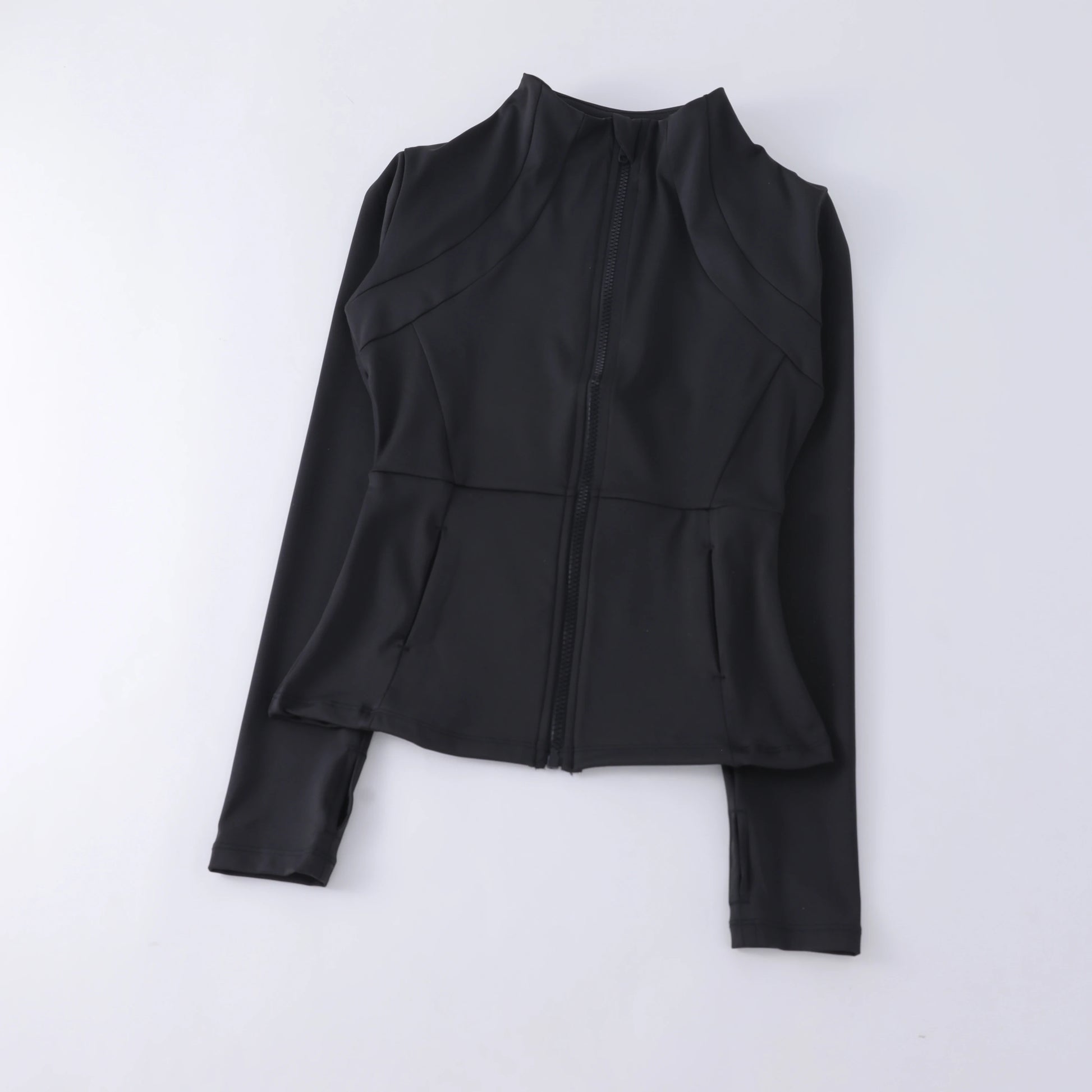 Women's Capilorix seamless long sleeve yoga top, breathable activewear jacket for gym and fitness workouts.