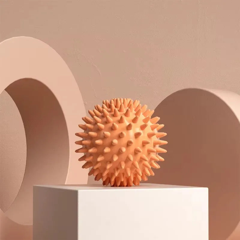 Capilorix hedgehog massage ball for yoga and muscle relaxation, used for fascia, shoulder, neck, and leg muscle relief.