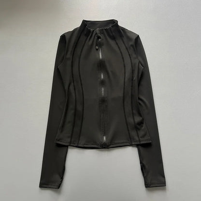 Capilorix women's sun quick-dry sports coat with long sleeves, zipper, tight fit, ideal for yoga, running, and fitness activities.