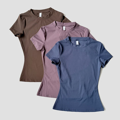 Capilorix women's quick-drying sports tank top featuring breathable, elastic fabric, ideal for running, yoga, and fitness activities.