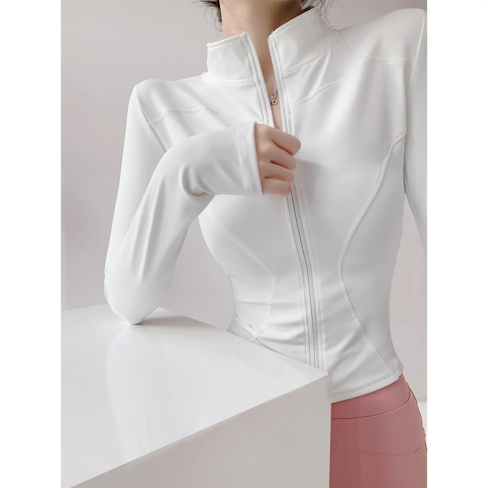 Capilorix women's Sun Quick Drying sports coat with long sleeves, zipper, perfect for yoga and running, available in size S-3XL.
