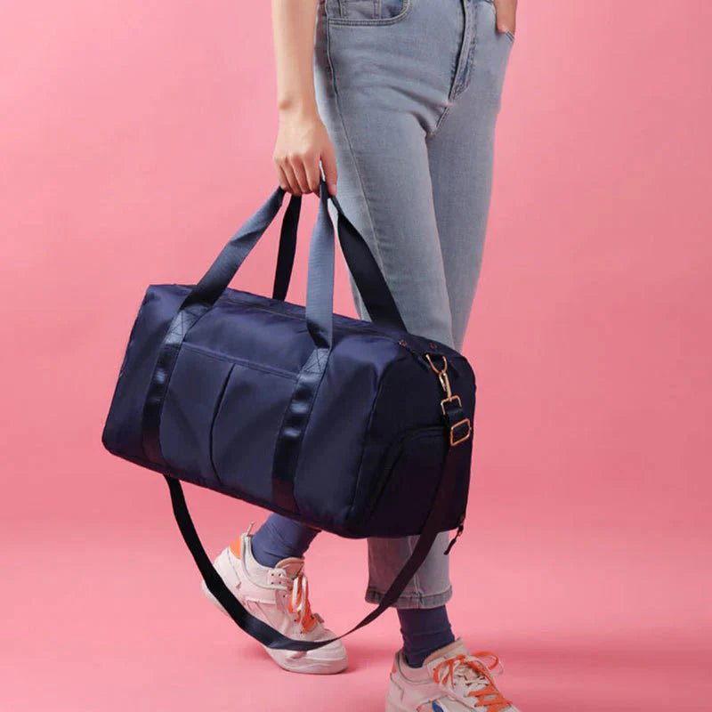 Waterproof Fitness Sports Travel Duffel Bag - Versatile Weekender for Men and Women - Capilorix